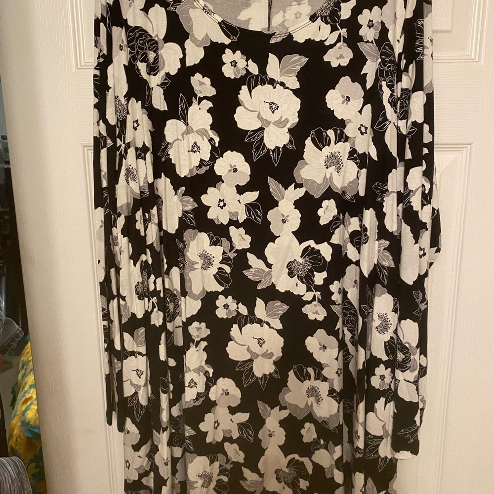 Lane Bryant Black and White Floral Blouse